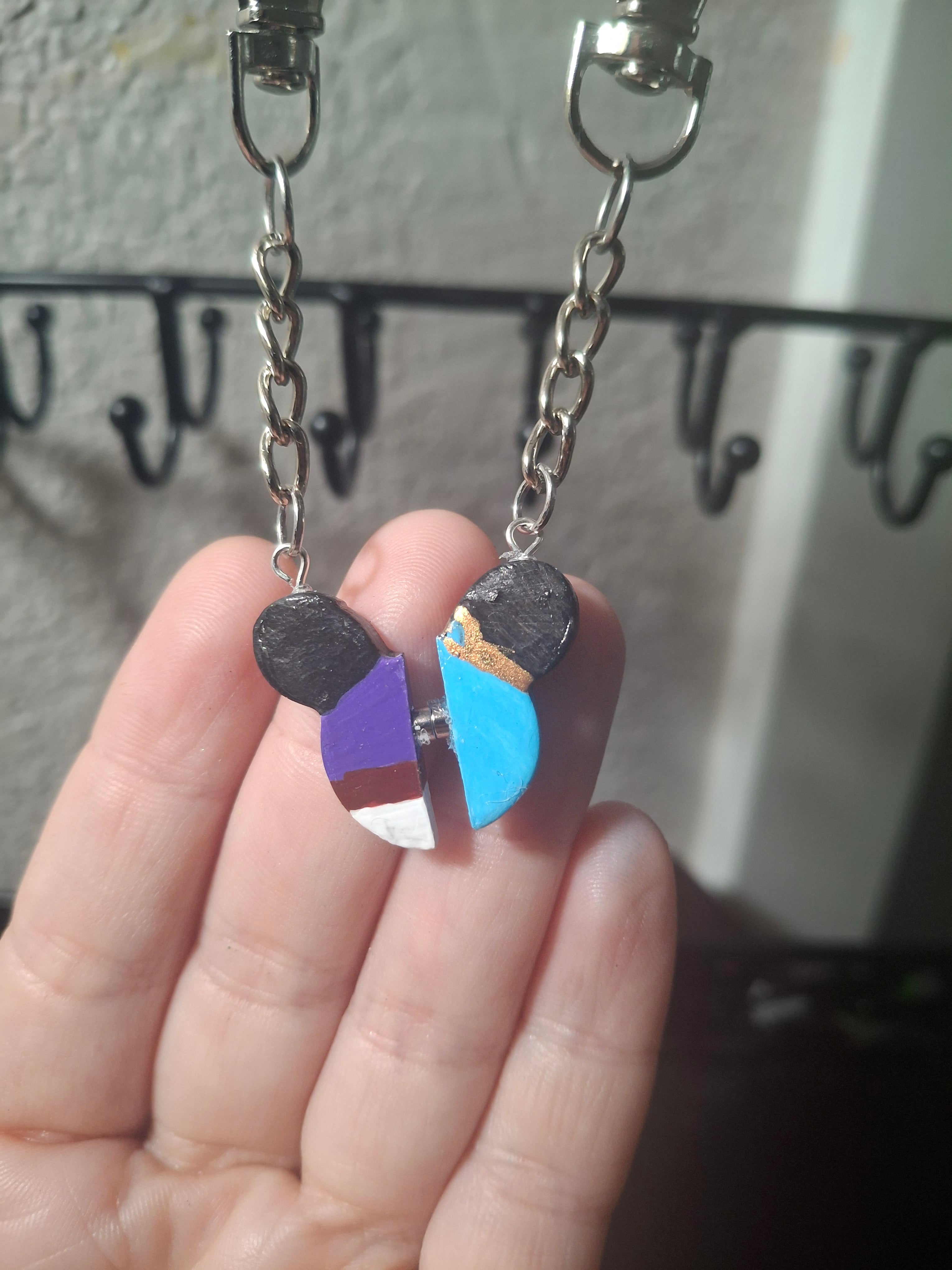 Aladdin and Jasmine couple/friend magnetic keychain
